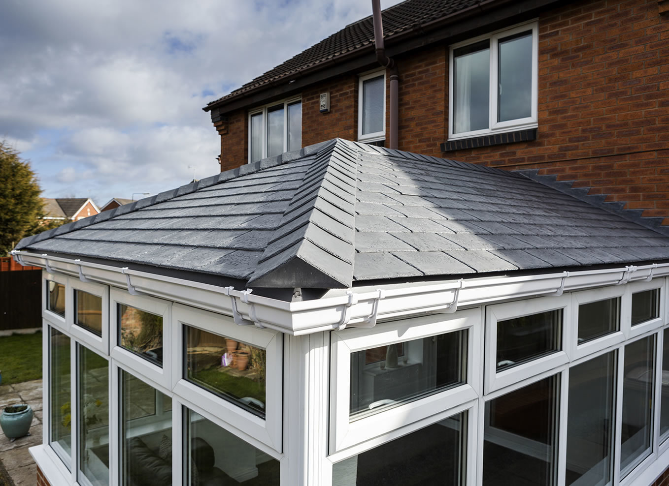 Replacement tiled roofs for existing conservatories using the Equinox ...